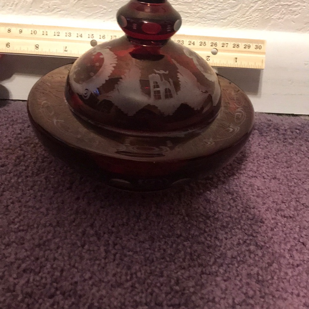 Vintage ruby crystal candy trinket dish etched - Picture 3 of 12